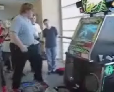 Dance Dance Revolution Gets Owned...Almost